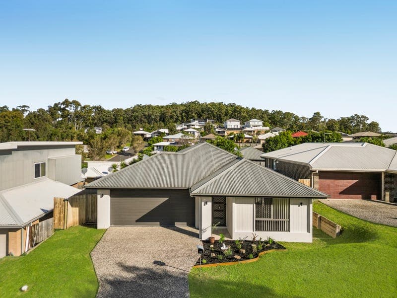 73 Hanover Drive, Pimpama — photo 1 of 5