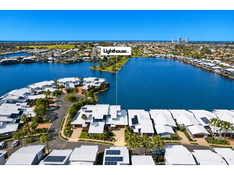 66/181 Lae Drive, Coombabah — photo 1 of 5