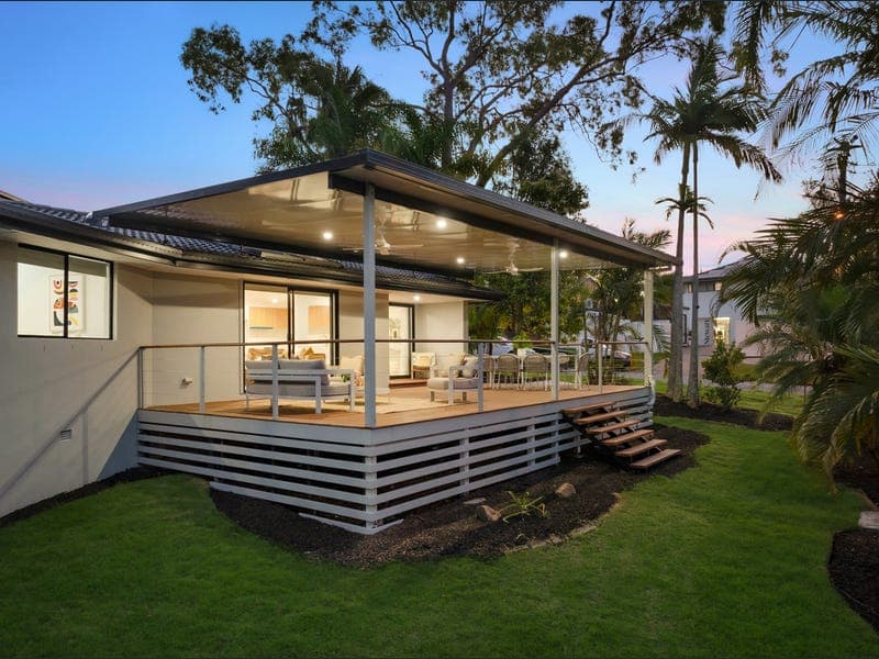 10 Tangerine Row, Ashmore — photo 1 of 5