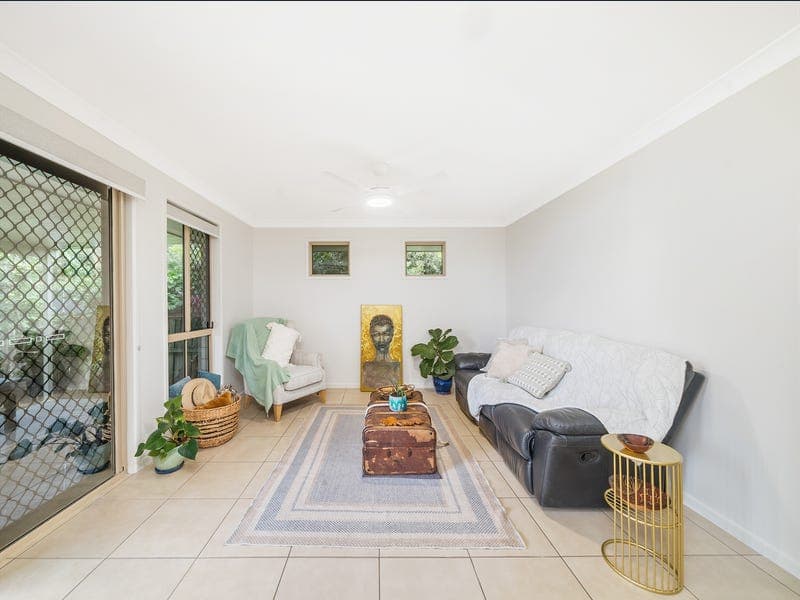 69 Sorrento Street, Margate — photo 1 of 5