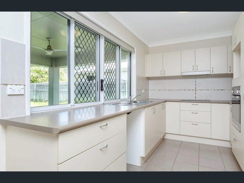87 Franklin Drive, Mount Louisa — photo 1 of 4