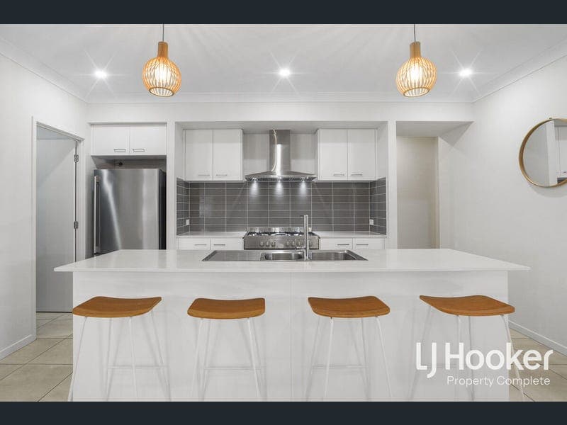 10 Neumann Drive, Yarrabilba — photo 1 of 5