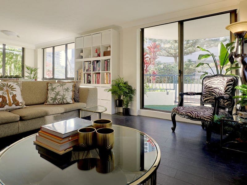19/38 Orchid Avenue, Surfers Paradise — photo 1 of 5