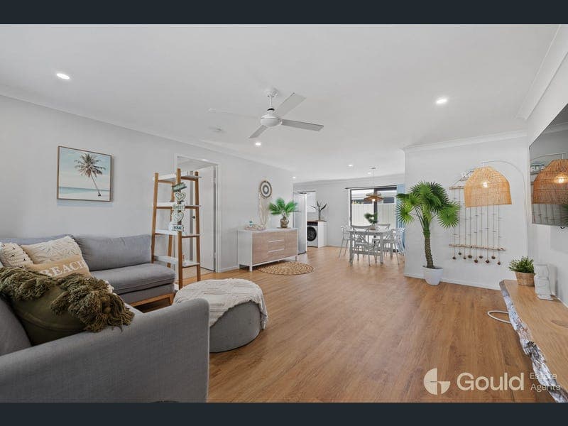 1/14 Ney Road, Capalaba — photo 1 of 5