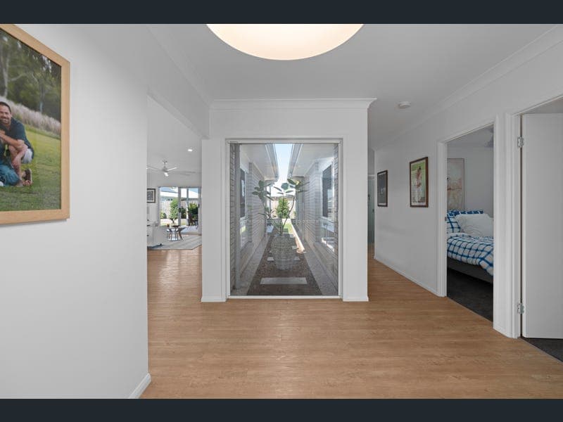 13 Treetops Way, Parkhurst — photo 1 of 5