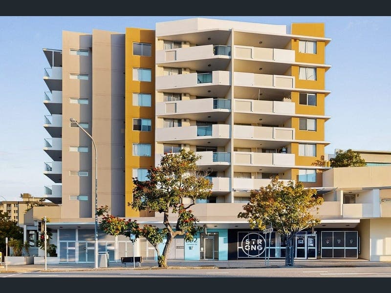 207/392 Hamilton Road, Chermside — photo 1 of 5