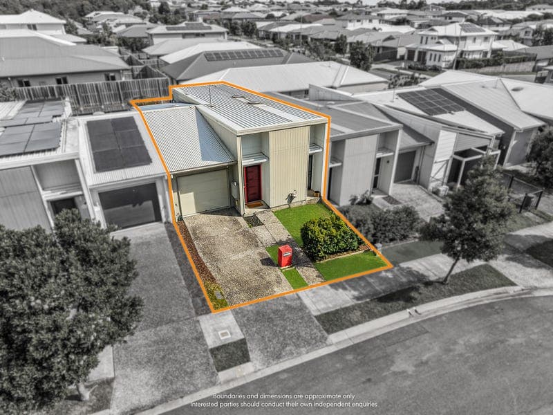 8 Ardie Court, Bellbird Park — photo 1 of 5