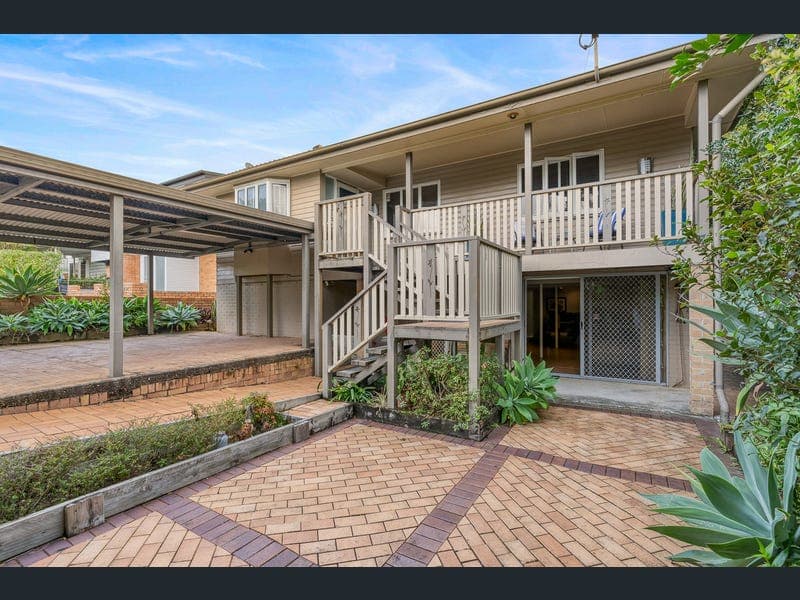 42 Backford Street, Chermside West — photo 1 of 5