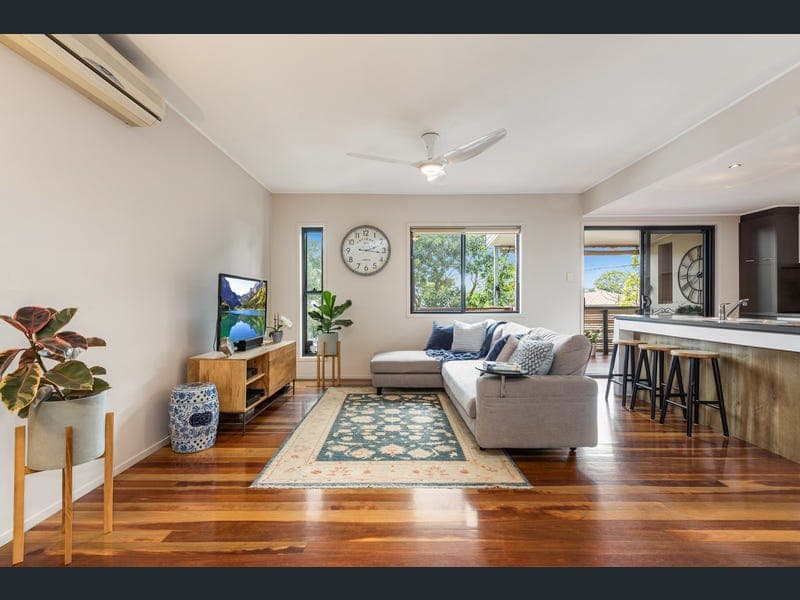 4/76 Silvester Street, Wilston — photo 1 of 5