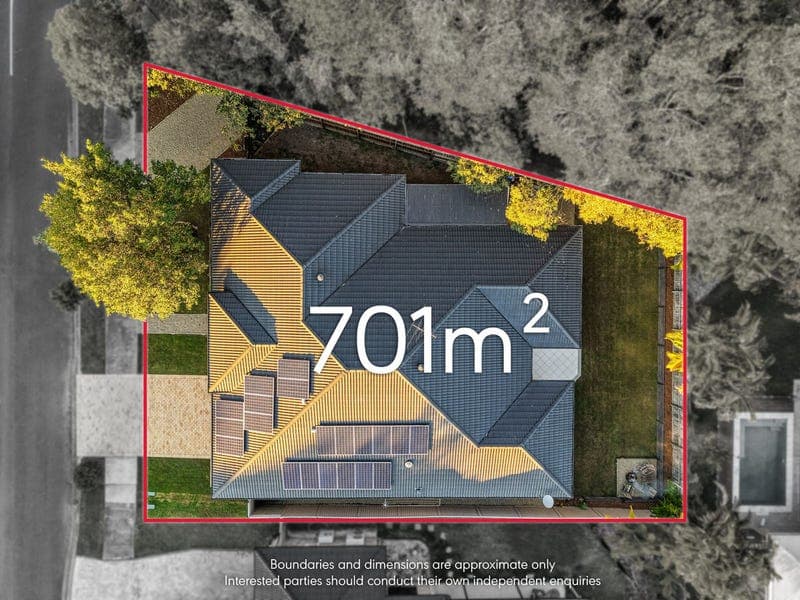 16 Otway Parade, North Lakes — photo 1 of 5