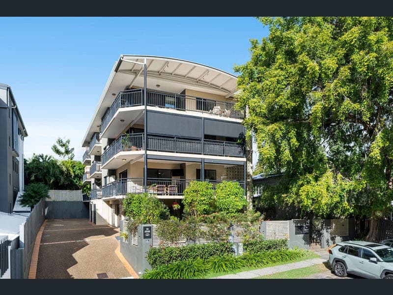 1/15 Eskgrove Street, East Brisbane — photo 1 of 5