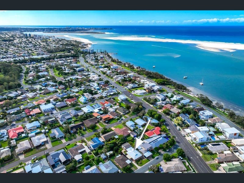 3 Theresa Street, Golden Beach — photo 1 of 5