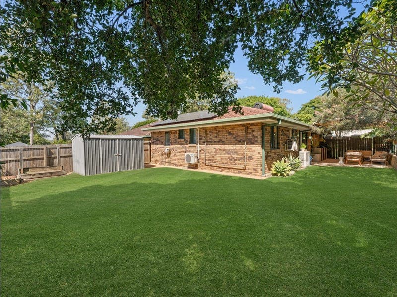 20 Beaufront Place, Forest Lake — photo 1 of 5