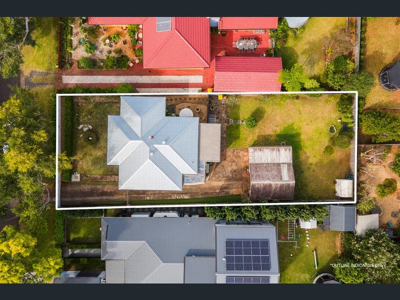 12 Collins Street, Mount Lofty — photo 1 of 5