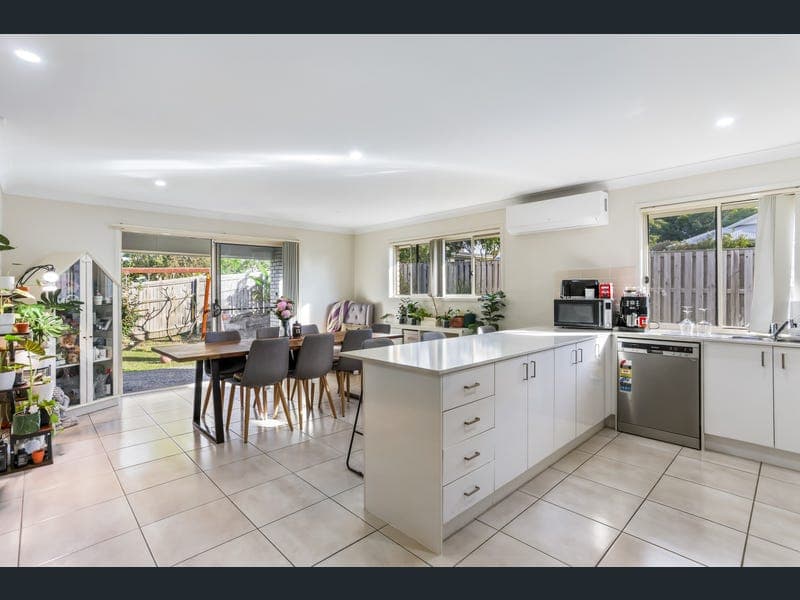 24 Woodrose Circuit, Pimpama — photo 1 of 5