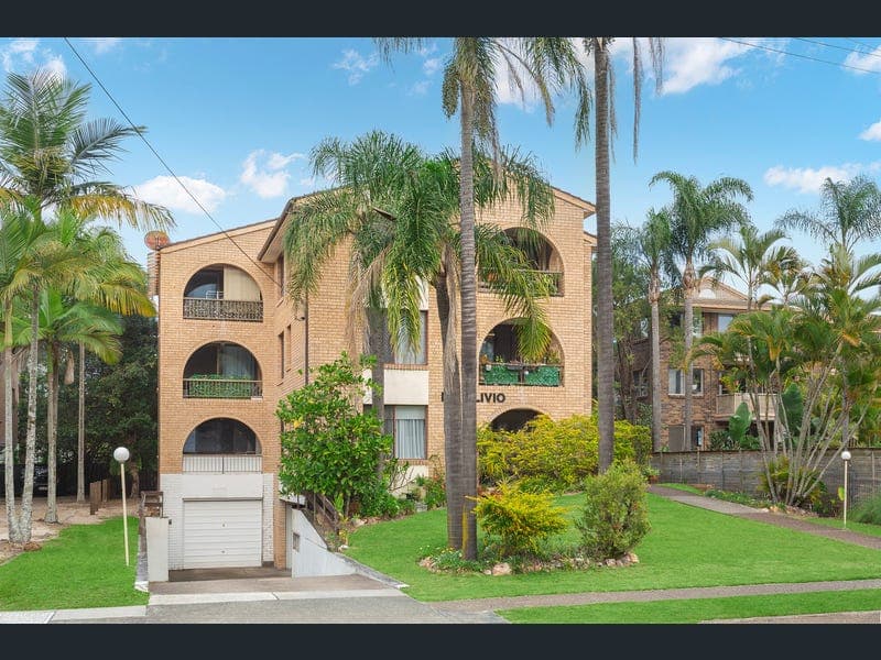 5/22 Genoa Street, Surfers Paradise — photo 1 of 5
