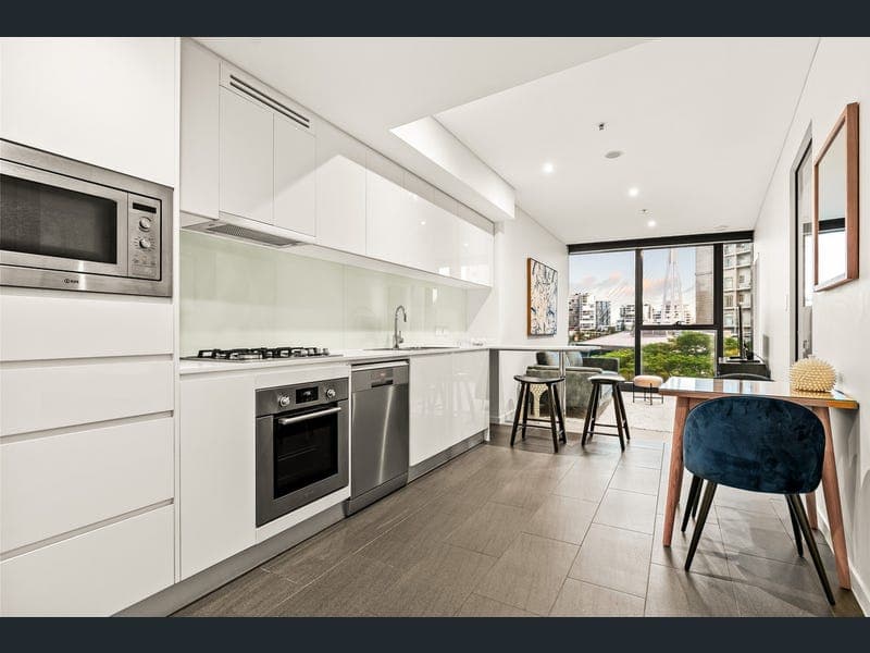 615/222 Margaret Street, Brisbane City — photo 1 of 5