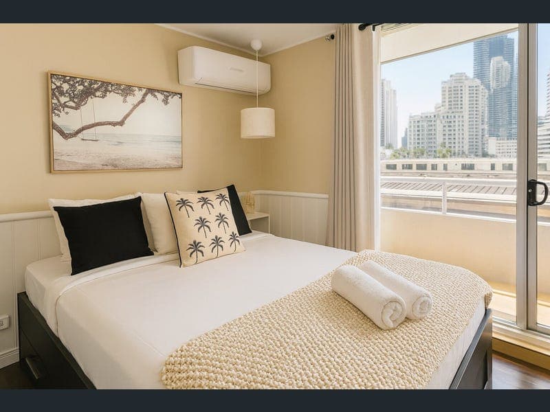Unit 33/19 Orchid Avenue, Surfers Paradise — photo 1 of 5