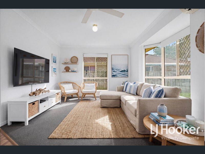 13 Billabong Drive, Crestmead — photo 1 of 5