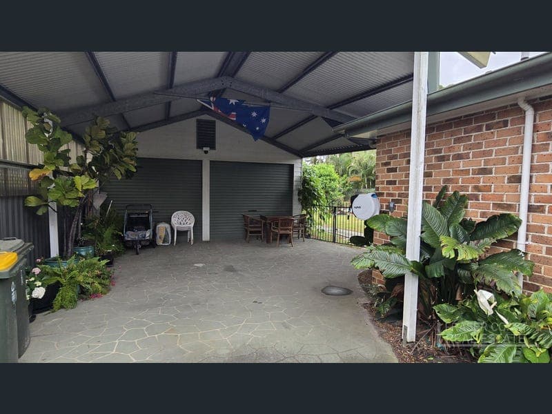 11 Cupania Court, Poona — photo 1 of 5
