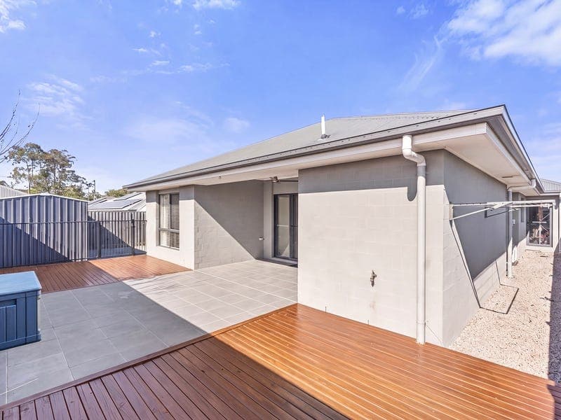 12 Woodvamp Street, Caboolture — photo 1 of 5