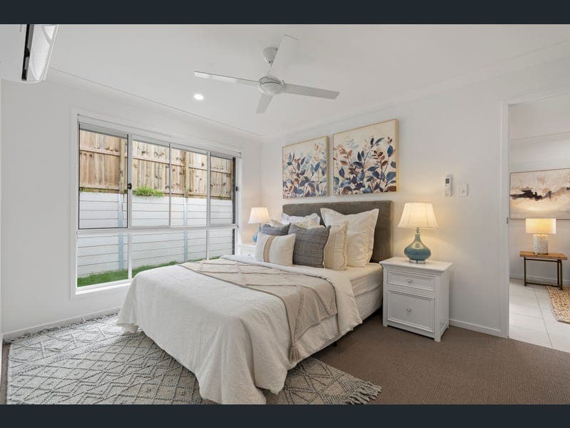 54 Cottee Circuit, Park Ridge — photo 1 of 5