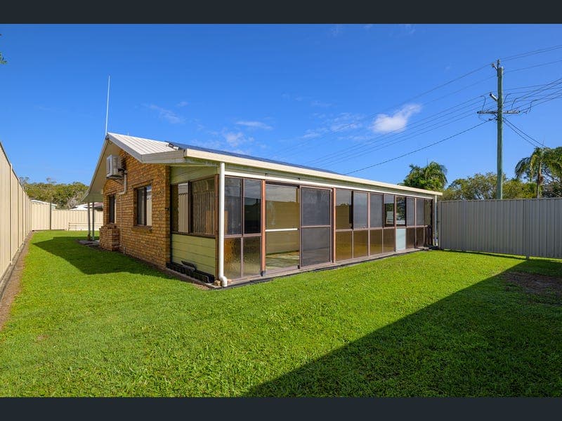 39 Drummer Street, Tin Can Bay — photo 1 of 5