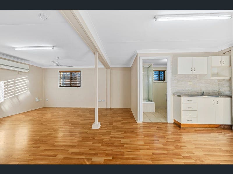 16 Birt Street, Blackwater — photo 1 of 5