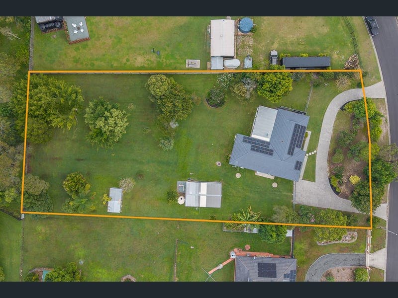 83-85 Golden Drive, Caboolture — photo 1 of 5