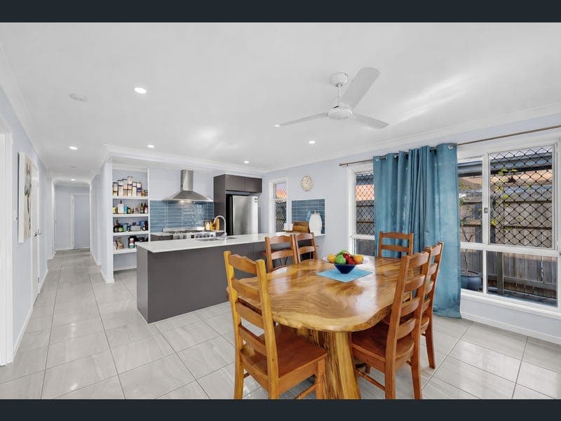69 Kingsdale Avenue, Thornlands — photo 1 of 5