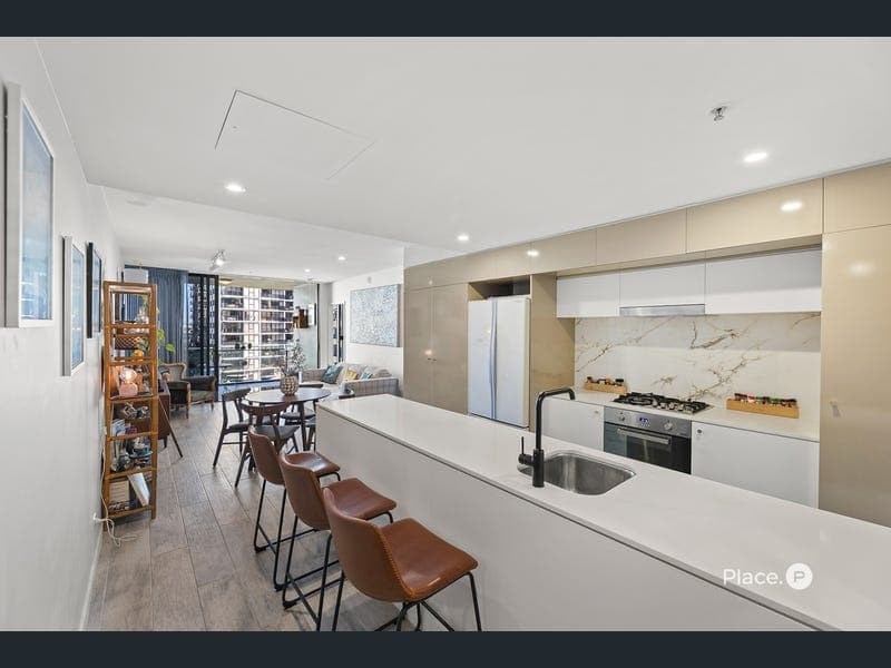 705/49 Cordelia Street, South Brisbane — photo 1 of 5
