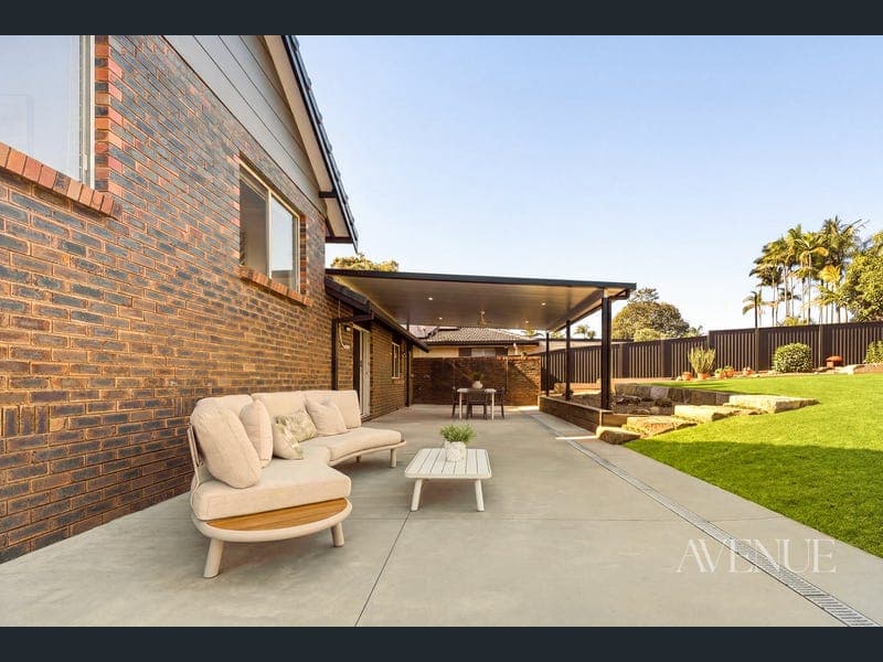 14 Yoolantie Crescent, Nerang — photo 1 of 5