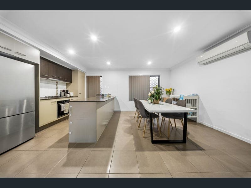 1 Foxx Court, Yarrabilba — photo 1 of 5