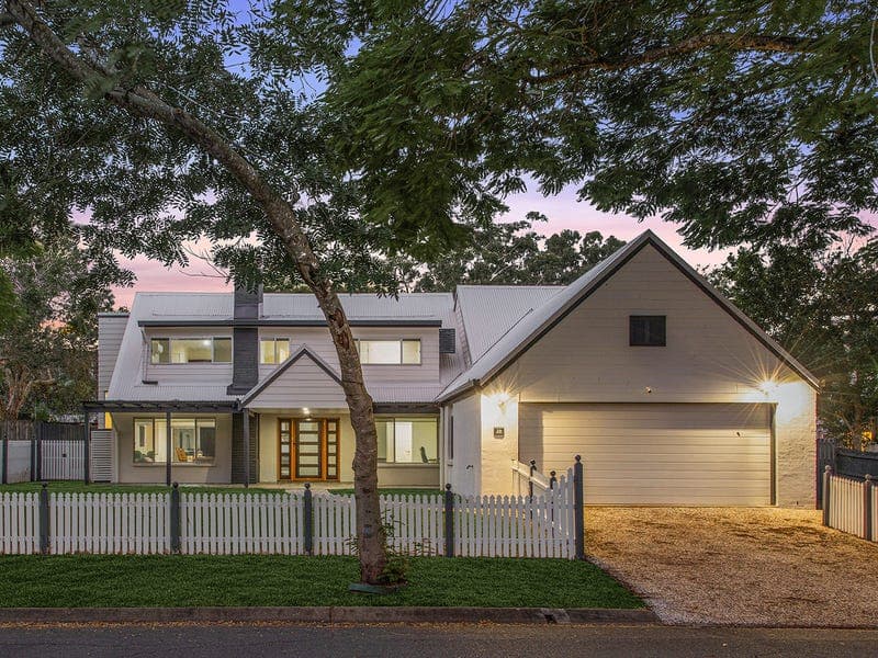 39 Donatello Street, Fig Tree Pocket — photo 1 of 5