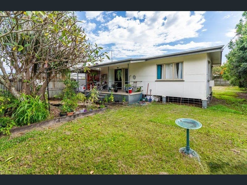 17 Mortimer Street, Caboolture — photo 1 of 5