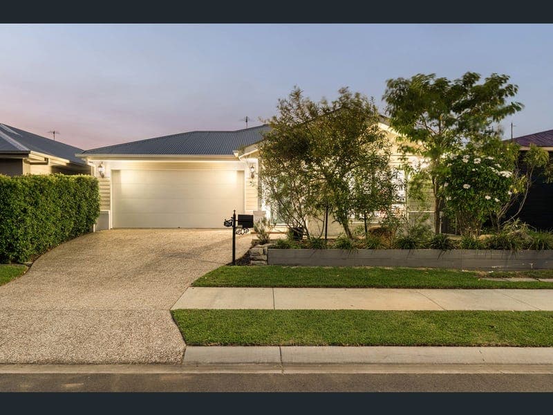30 Whitsunday Street, Newport — photo 1 of 5