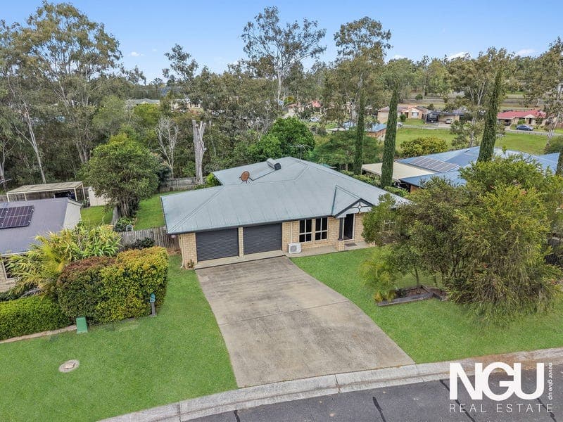 25 Palma Rosa Drive, Wulkuraka — photo 1 of 5