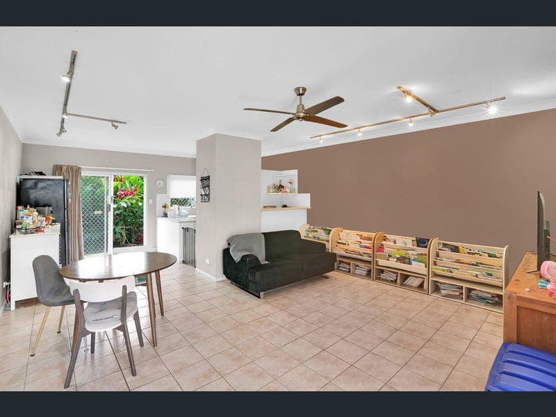 1/361-363 Mcleod Street, Cairns North — photo 1 of 5