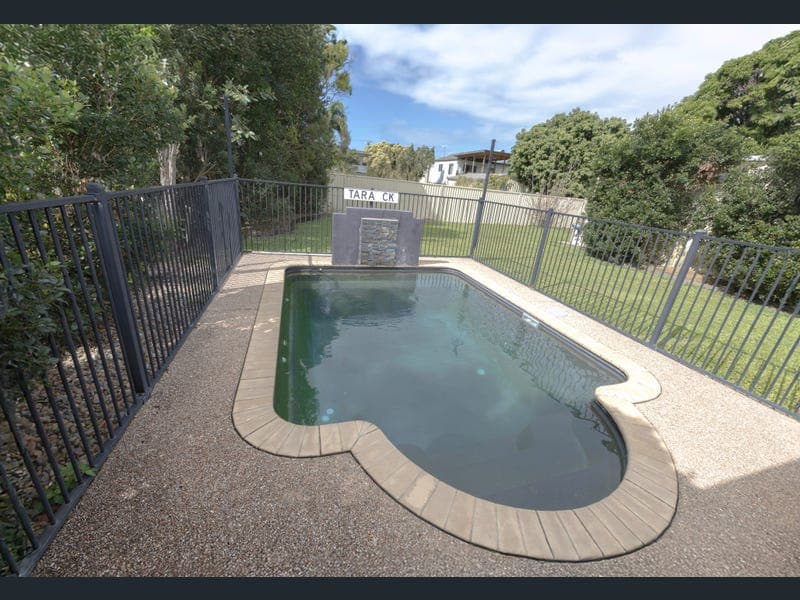 31 Irving Street, South Mackay — photo 1 of 5