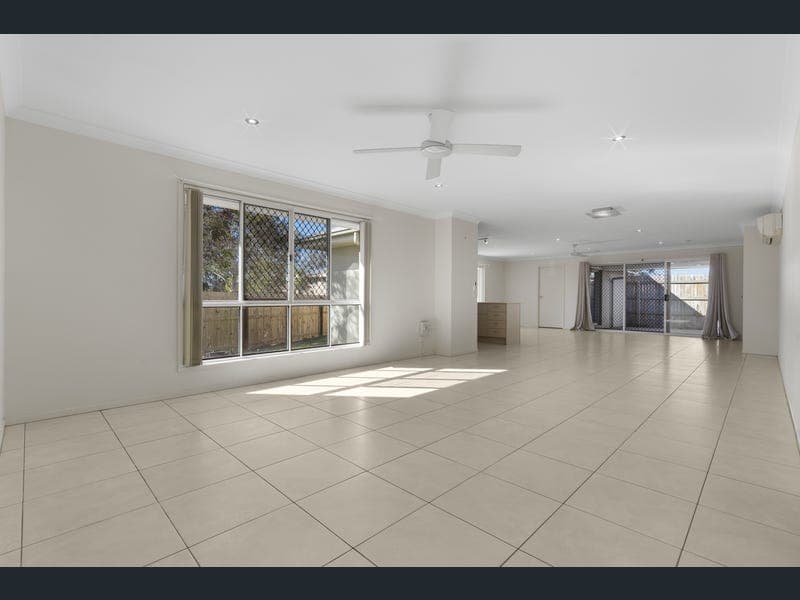 2 Macdonald Place, Carseldine — photo 1 of 5