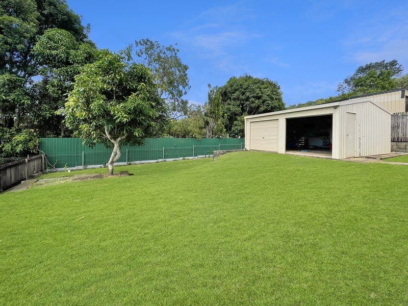 23 Jackson Street, Sarina — photo 1 of 5