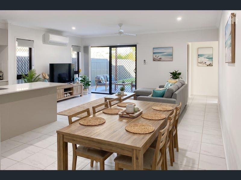 14 Satinwood Avenue, Urraween — photo 1 of 5