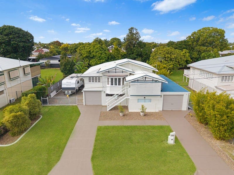 77 Ariadne Street, Maryborough — photo 1 of 5