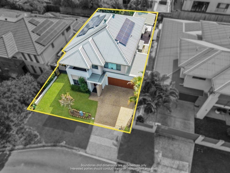 19 Cooper Crescent, Rochedale — photo 1 of 5