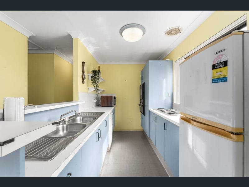 2/1A McLeod Street, Highland Park — photo 1 of 5