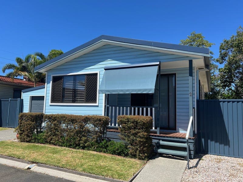 2/3 Township Drive, Burleigh Heads — photo 1 of 5