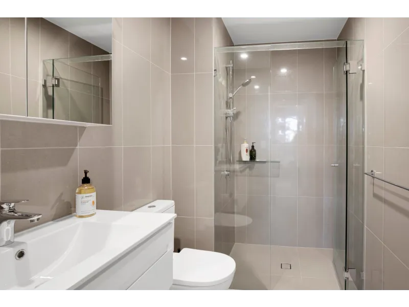 21003/320 Macarthur Avenue, Hamilton — photo 1 of 1