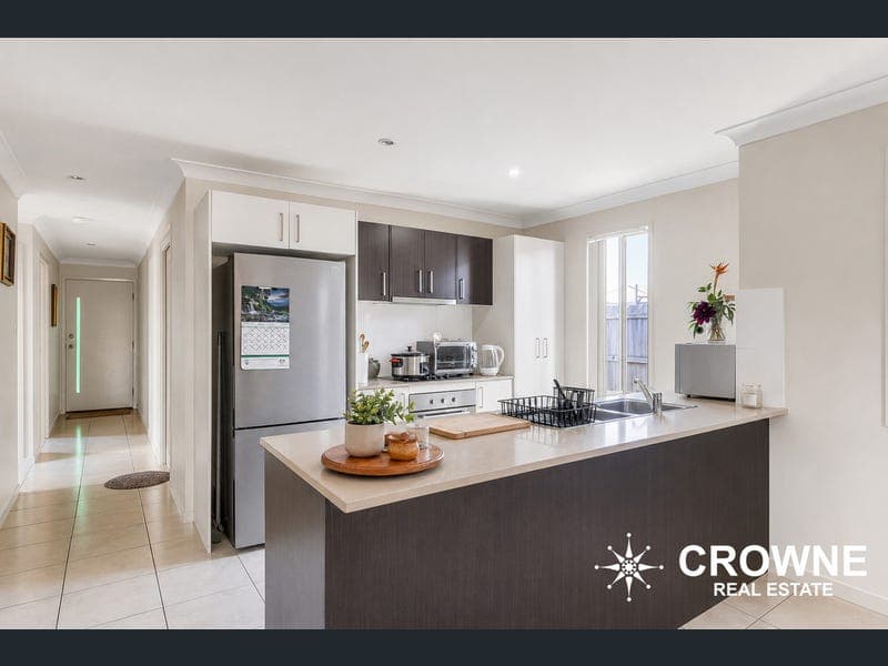 1059 Toongarra Road, Leichhardt — photo 1 of 5