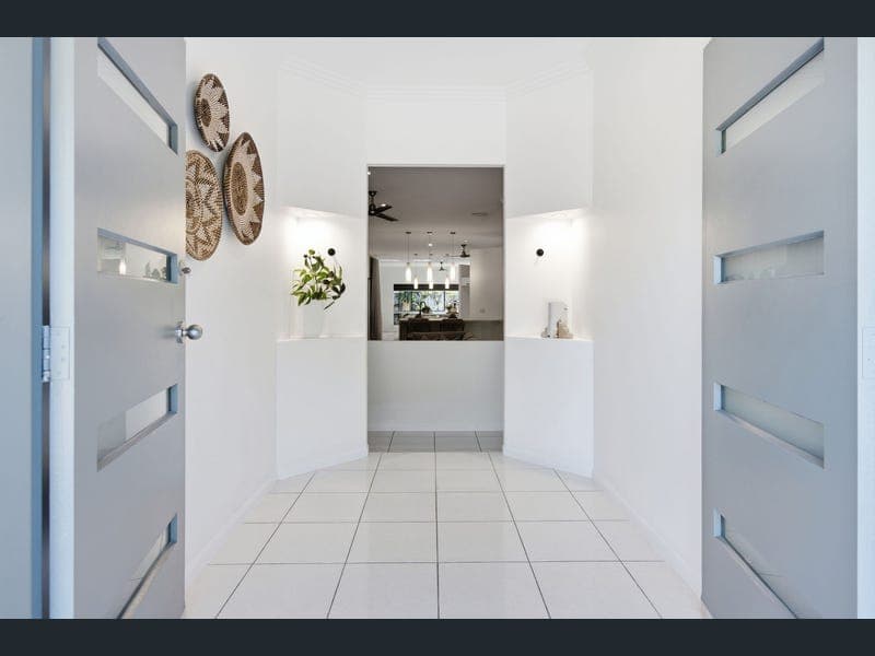 6 Ashburton Place, Douglas — photo 1 of 5