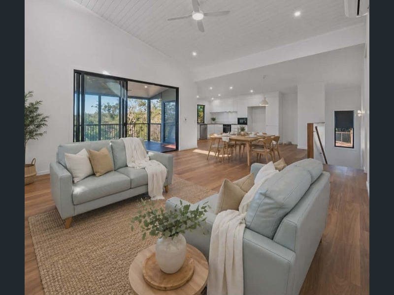 22 Timothy Street, Macleay Island — photo 1 of 5